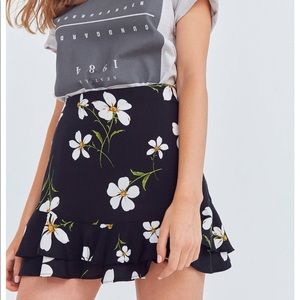 Kimchi Blue Flippy Floral Skirt